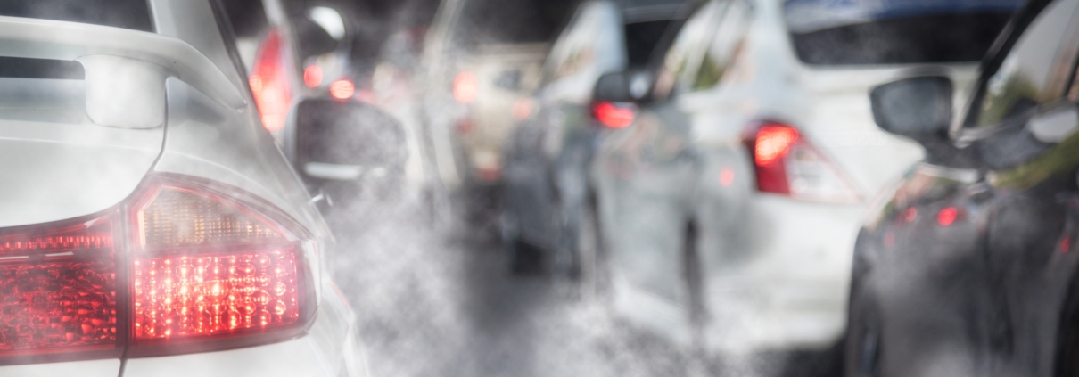 Air,Pollution,From,Car,Exhaust,Smoke,Traffic,In,The,City.